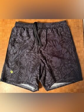 Men's Hawaiian (Black / Grey) Project X Shorts - Size Large